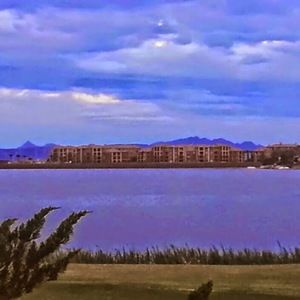 Meet your Posher, Candace